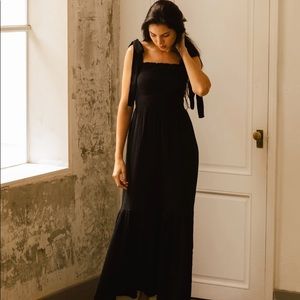 Nothing Fits But Momoka Dress